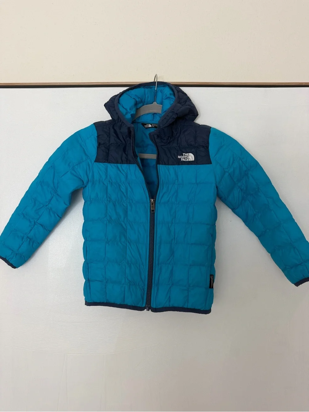 The North Face Puffer Jacket Kid size 6